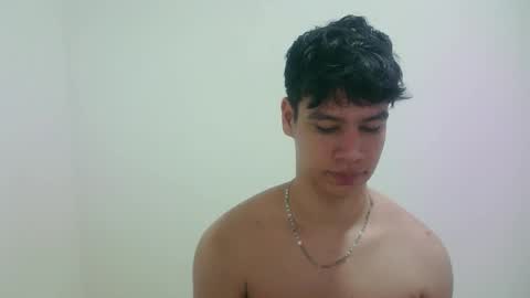 zeus_183 online show from February 19, 6:01 am