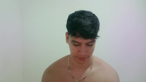 zeus_183 online show from February 1, 6:21 am