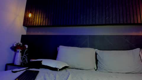 zeus online show from February 7, 8:55 am