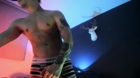 zeus online show from February 28, 5:00 am