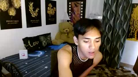 zavier skinny asian online show from January 11, 11:44 pm