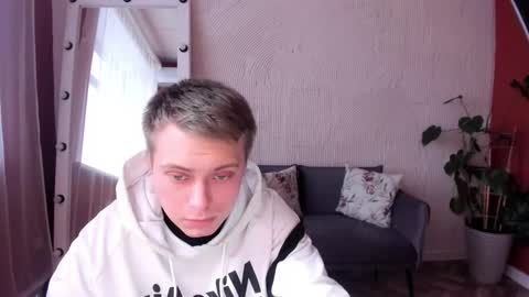 zherealkrugi online show from November 26, 9:17 am