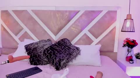 zia online show from May 21, 11:50 am