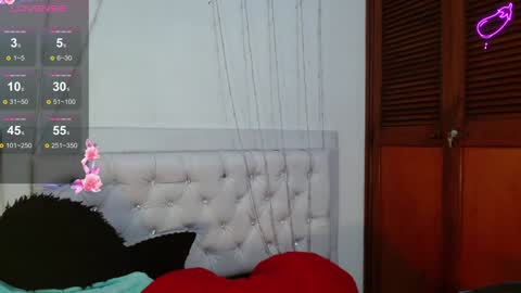 Zion  Bora online show from December 7, 6:48 am