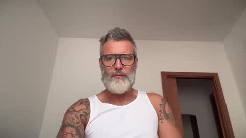 Snapshot of zkopa69 chatting on October 18, 7:45 am zkopa69 online show from October 18, 7:45 am