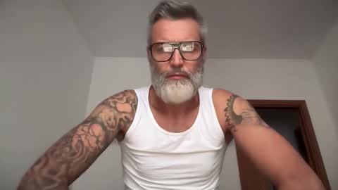Snapshot of zkopa69 chatting on October 20, 6:51 am zkopa69 online show from October 20, 6:51 am