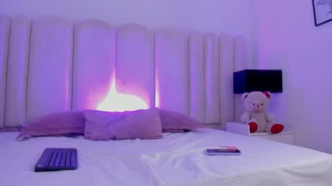 Zoe Banx online show from March 13, 7:44 am