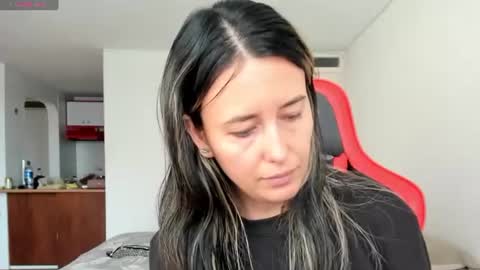 ZOE online show from July 29, 9:15 pm