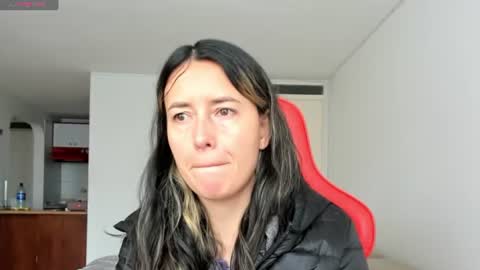 ZOE online show from August 3, 6:36 pm