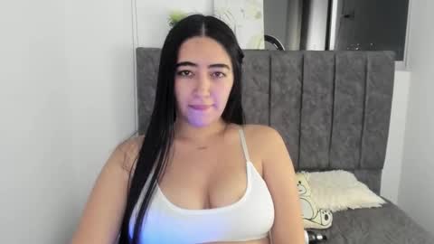 Snapshot of zoe_jones7 chatting on September 23, 5:12 am zoe_jones7 online show from September 23, 5:12 am