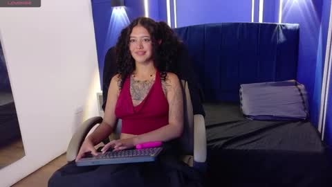 zoe  online show from March 24, 8:31 am