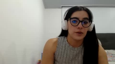 Zoe online show from January 19, 4:11 am