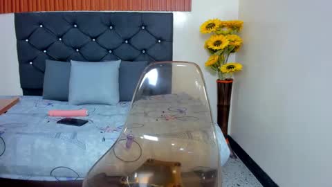 Snapshot of zoe_pss chatting on September 30, 9:58 pm Zoe online show from September 30, 9:58 pm