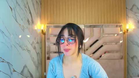 Zoe  online show from October 8, 3:24 am