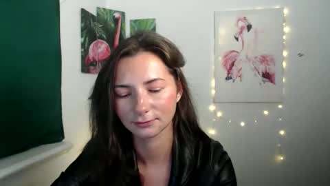 zoe_sweet55 online show from November 10, 7:33 am