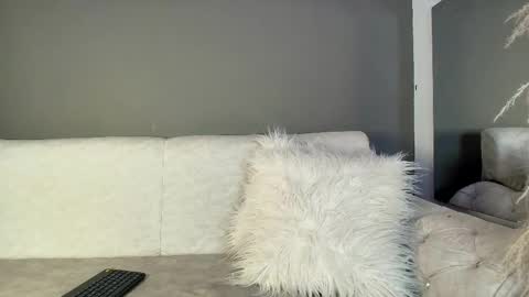 ZOE online show from June 4, 3:29 pm