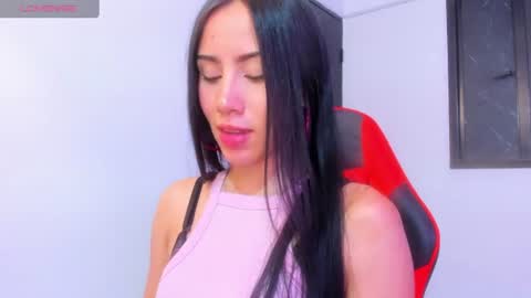 Laura  online show from July 19, 5:10 am