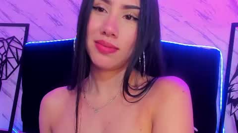 Laura  online show from June 23, 6:21 am