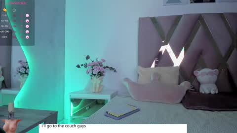 Snapshot of zoemina__ chatting on December 7, 3:58 pm Antonella Kim online show from December 7, 3:58 pm