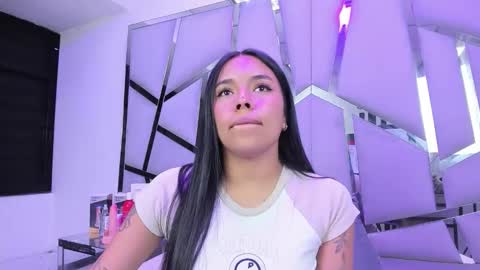 ZoeSwam online show from February 9, 2:21 pm