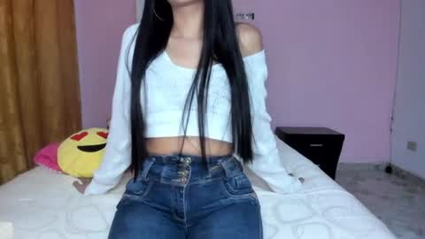 Zoey online show from July 16, 1:20 am