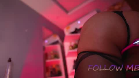 zoey fox  online show from March 7, 1:49 am