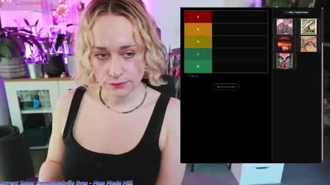 Zoey Ryan online show from January 18, 6:50 pm