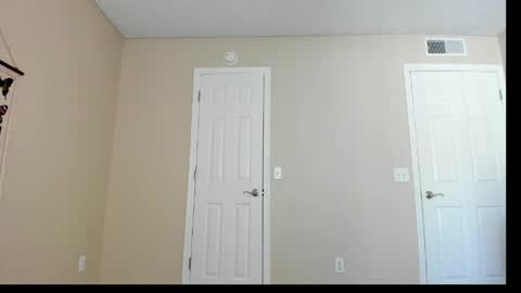 Zoie online show from March 19, 8:25 pm