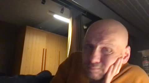 zolexthomas online show from March 9, 6:12 pm