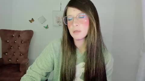 Alicie online show from December 1, 3:48 am