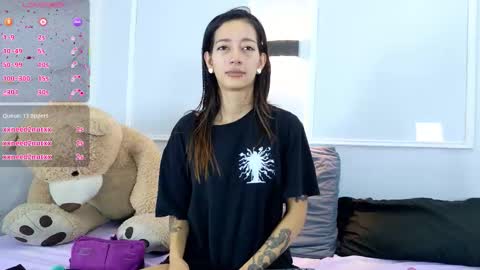 Violeta online show from March 11, 12:19 pm