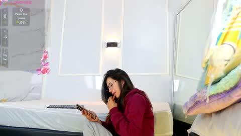 Violeta online show from April 12, 11:58 am