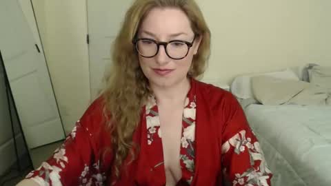 Carly online show from March 27, 7:26 pm