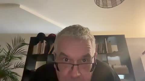 zwickauer1969 online show from March 9, 6:32 pm