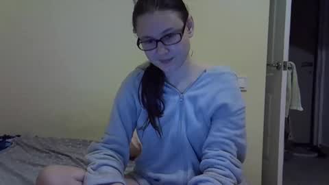 Zyuhre online show from November 11, 5:48 pm