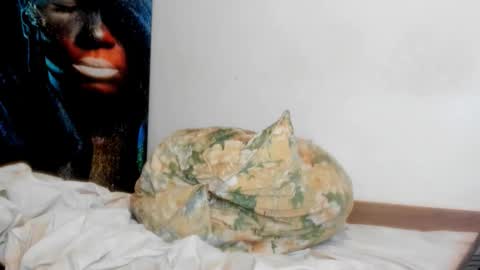 zzarraaa online show from September 11, 7:37 pm